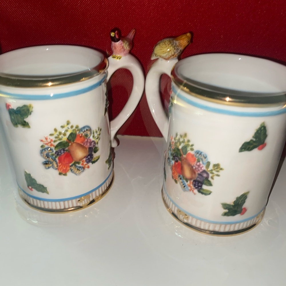 2 Waterford "Holiday Heirloom" Porcelain Mugs Cups with Birds, Christmas Holly